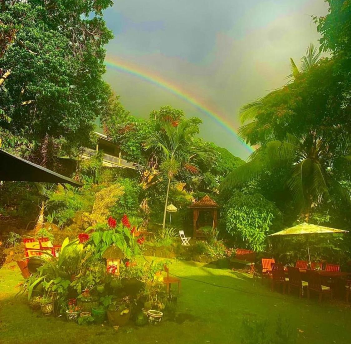Hotel Kona Surf Ohana Kailua-Kona Esterno foto